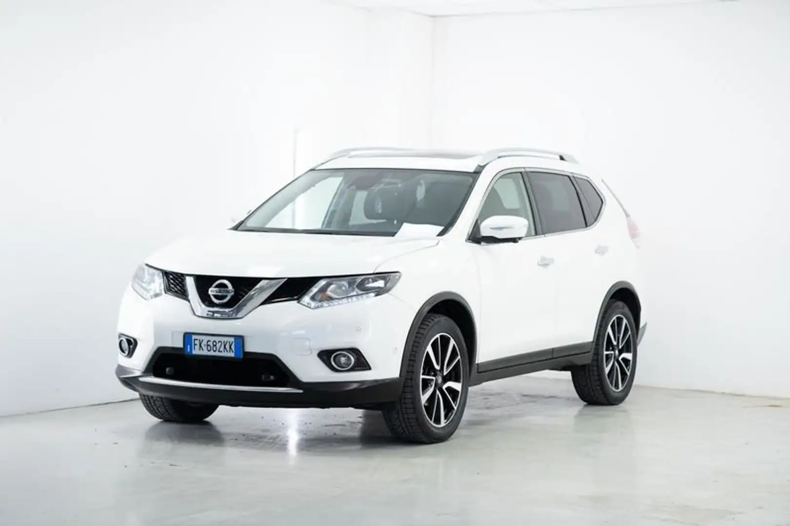 Nissan X-Trail 1.6 dCi Tekna 2WD E6 Bianco - 1