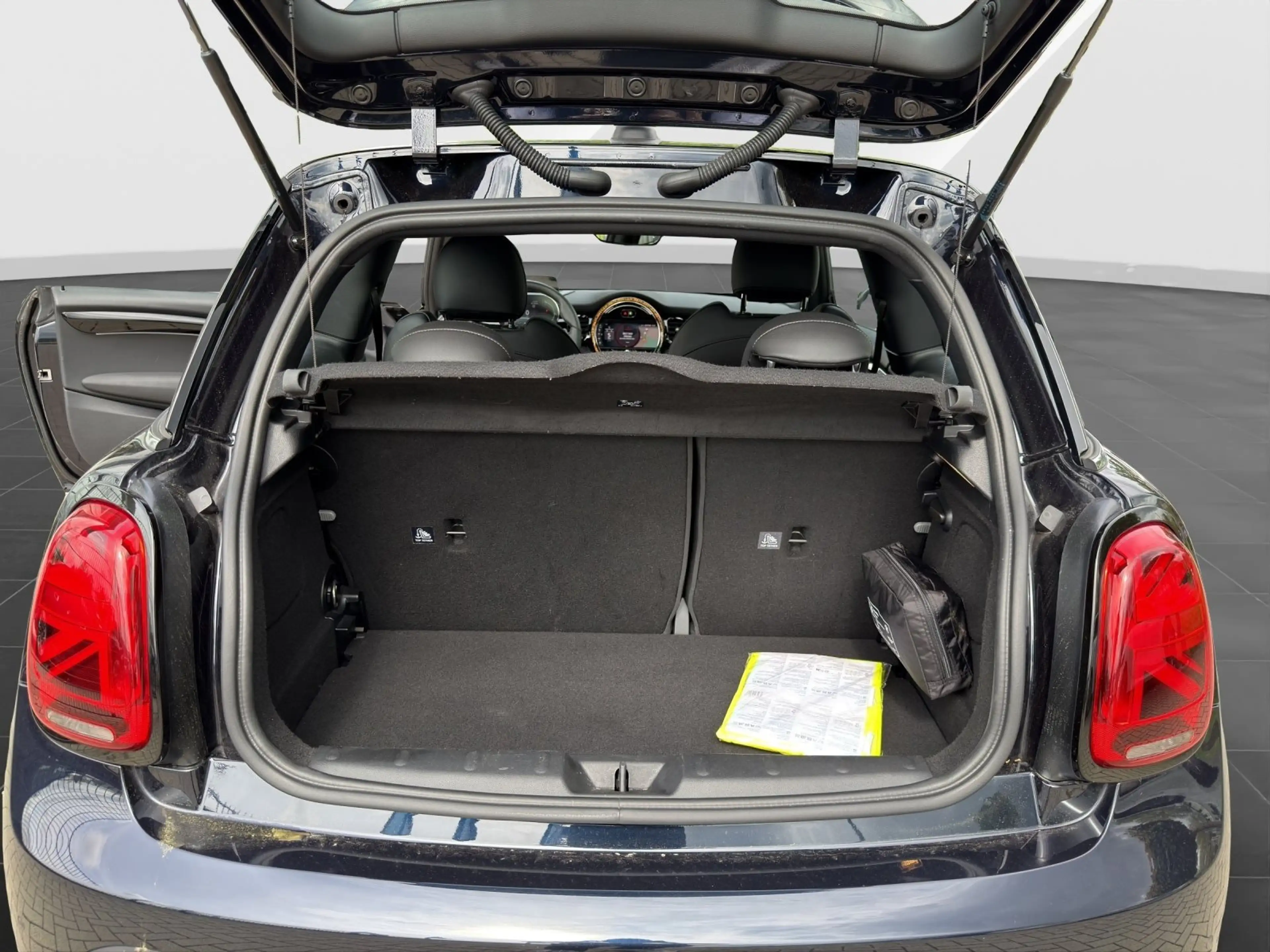 MINI Cooper S JCW -Kit,Rückfahrkamera,Head-Up,Pano,Lenkradheizun — photo 14