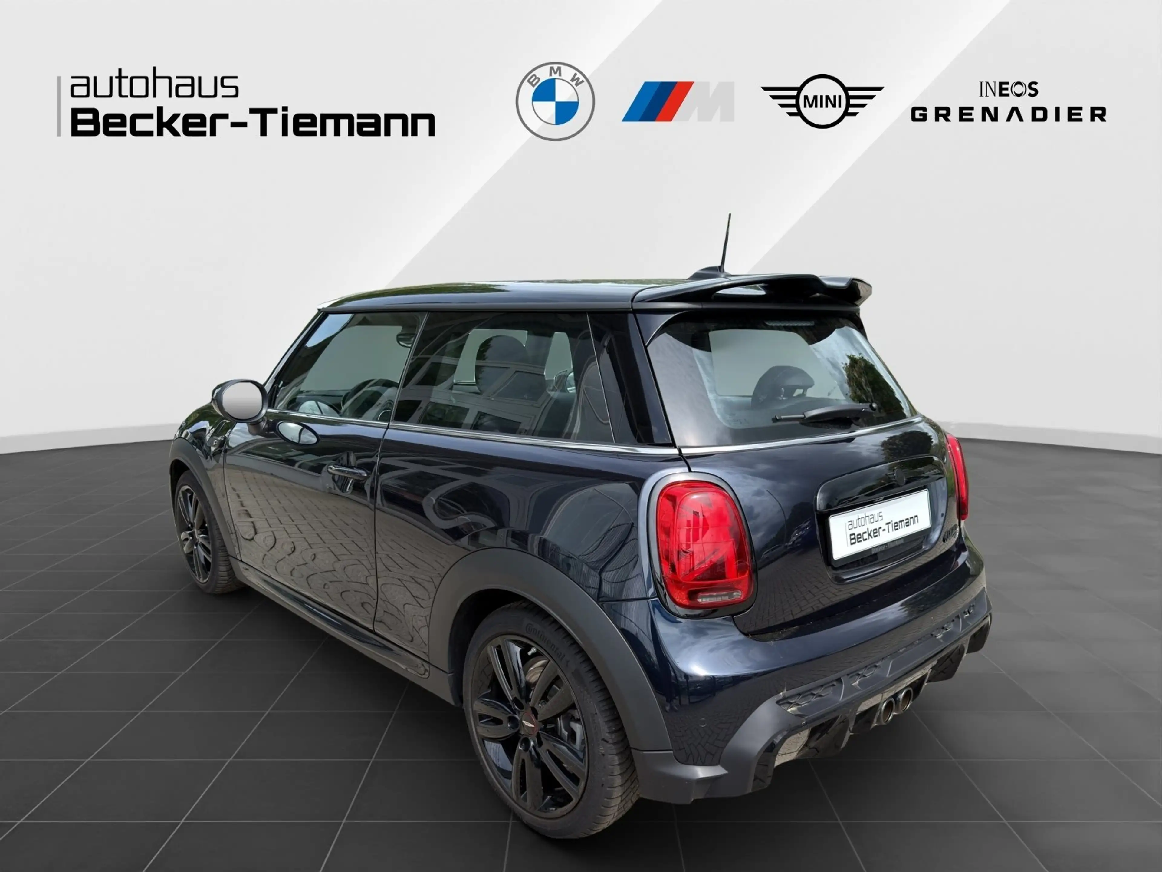 MINI Cooper S JCW -Kit,Rückfahrkamera,Head-Up,Pano,Lenkradheizun — photo 4