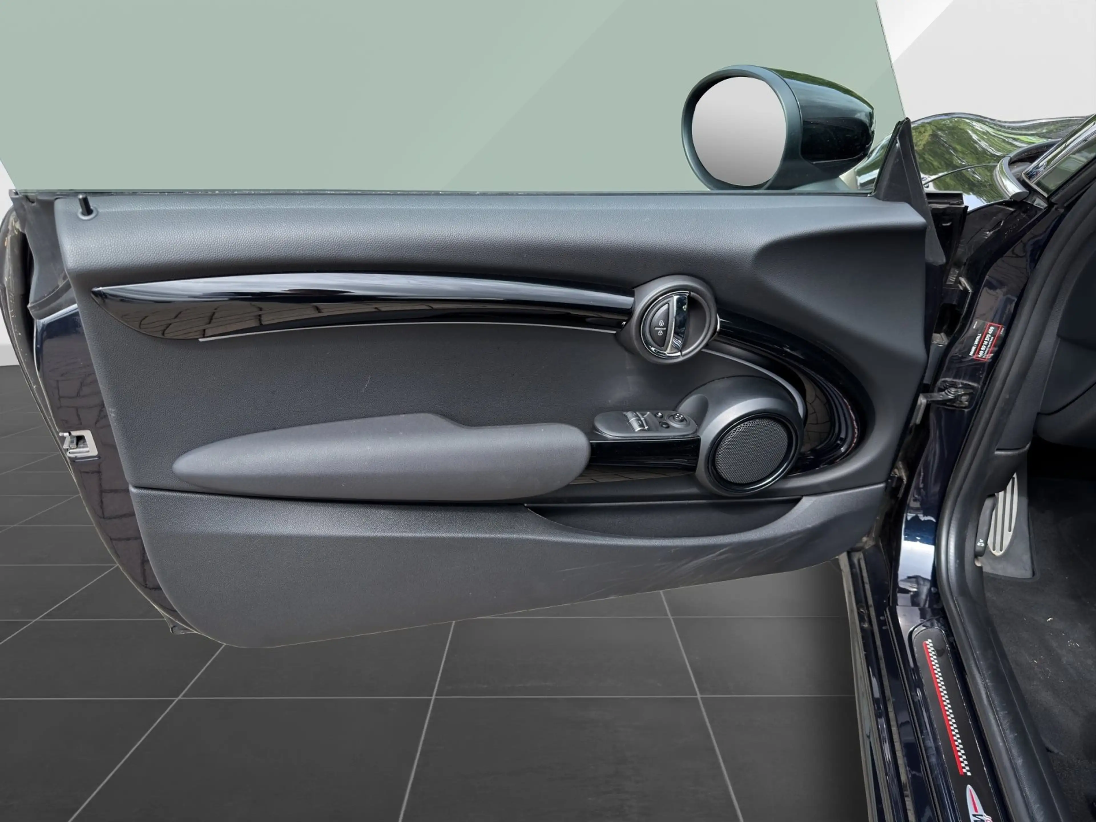 MINI Cooper S JCW -Kit,Rückfahrkamera,Head-Up,Pano,Lenkradheizun — photo 10