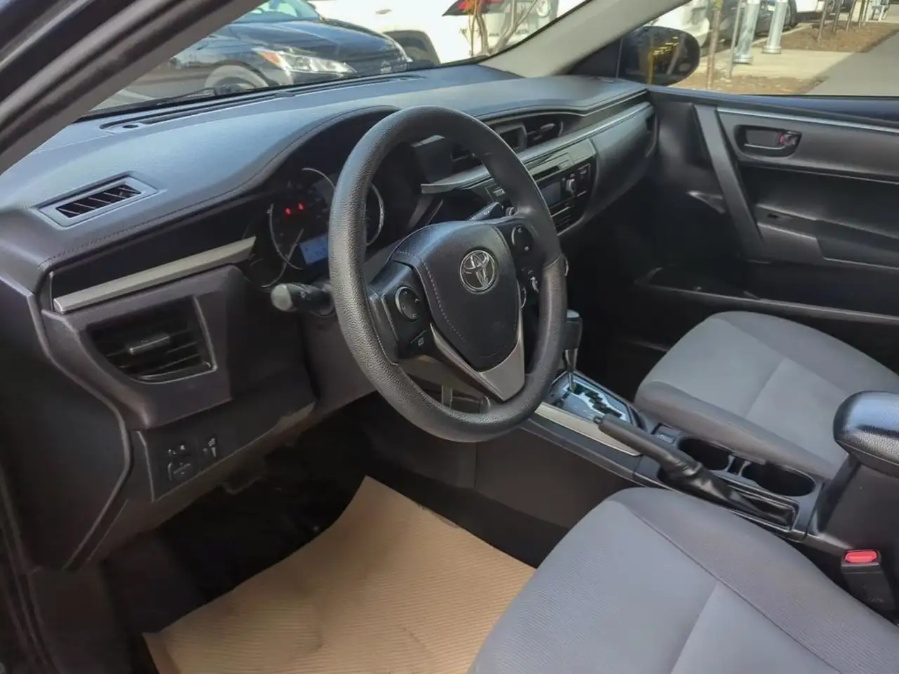 Toyota Corolla снимка Toyota Corolla