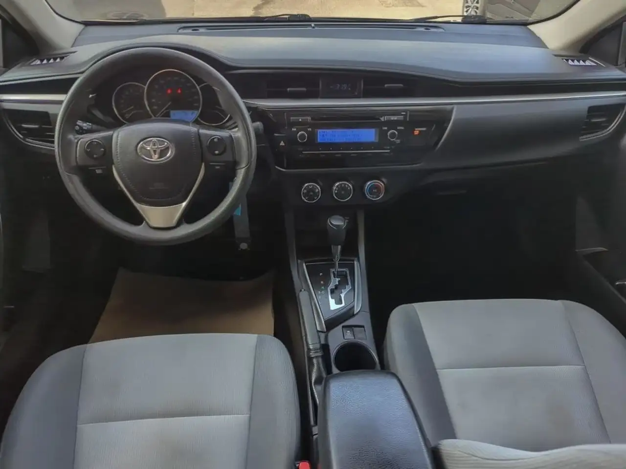 Toyota Corolla снимка Toyota Corolla