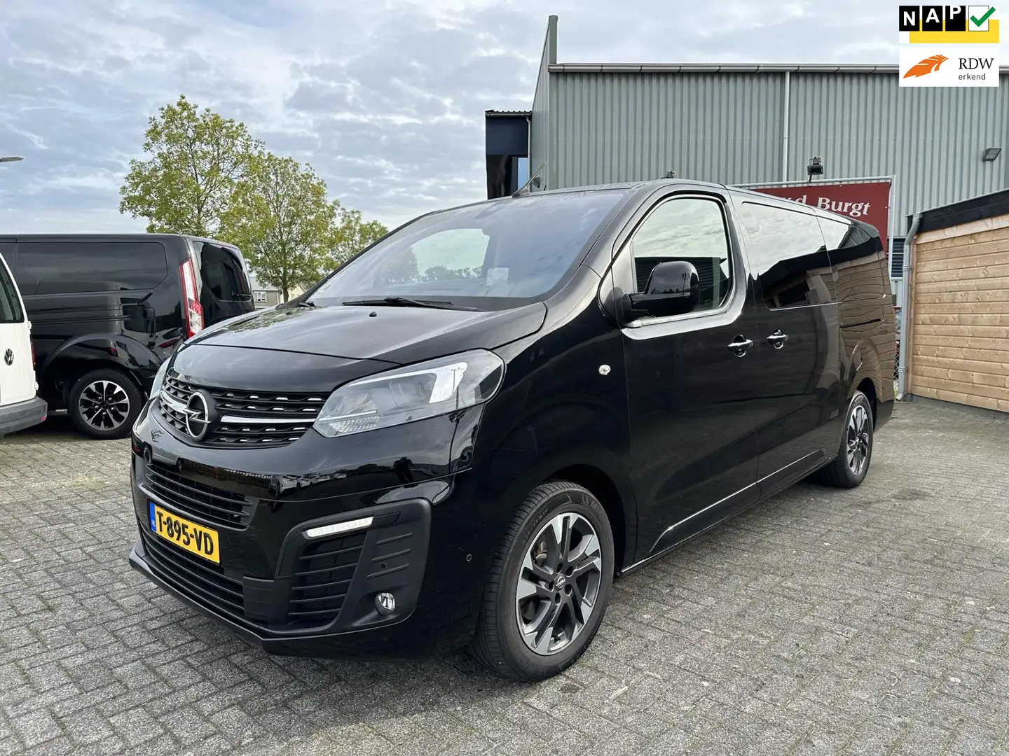 Opel Zafira Life 2.0 Cdti 130kw Leder | Navigatie | ACC | Schuifdeu Noir - 1