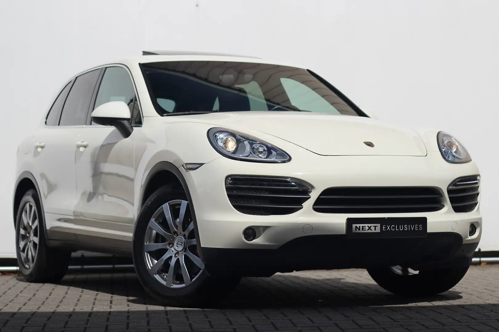 Porsche Cayenne 4.8 S | Youngtimer | Pano | Bose Wit - 1