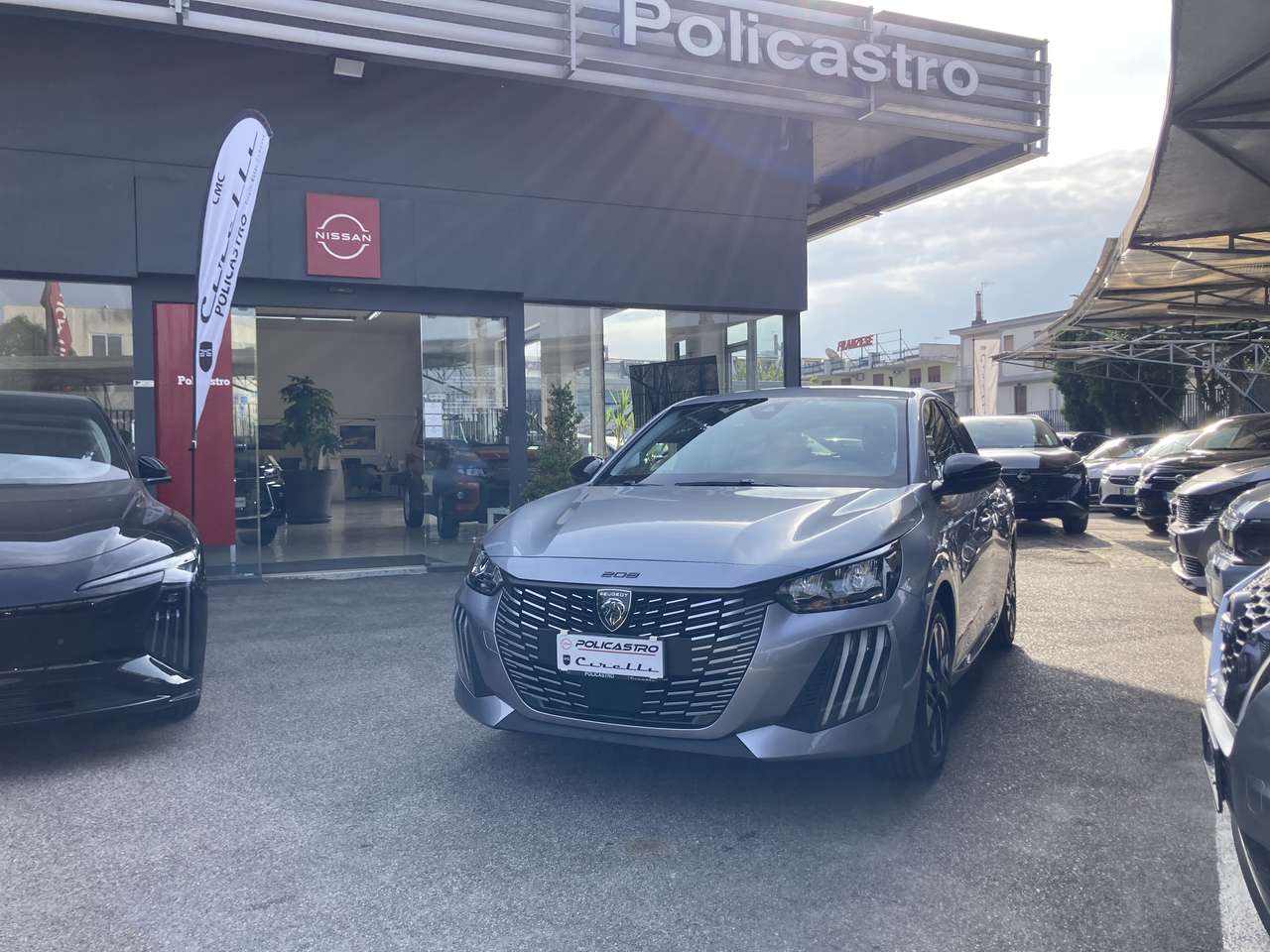 Peugeot 208 1.2 puretech Allure s PELLE LED CAR-PLAY CRUISE
