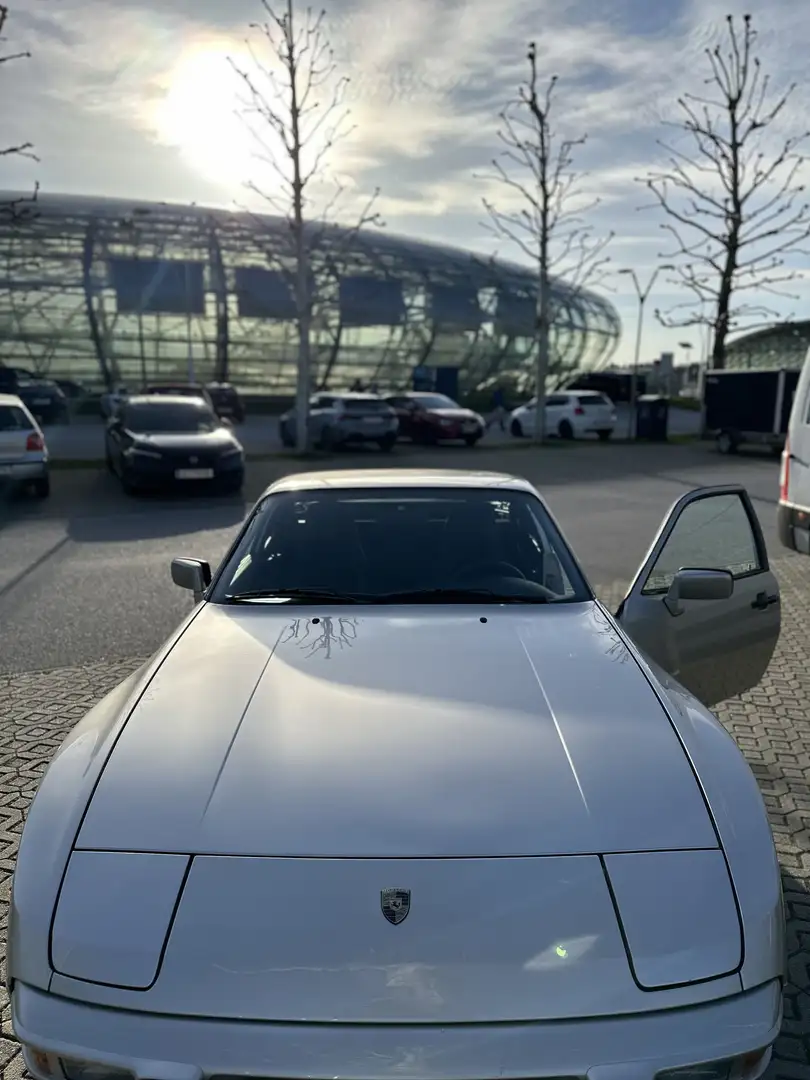 Porsche 944 II - 2