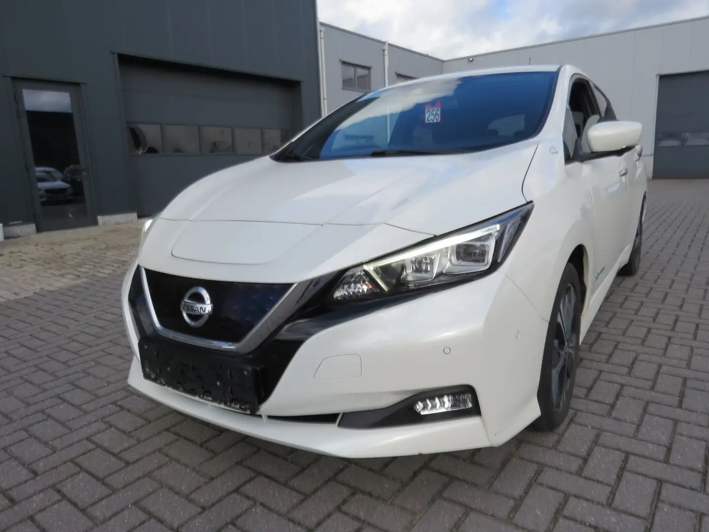 Nissan Leaf Leaf 40 kWh Tekna Blanc - 1