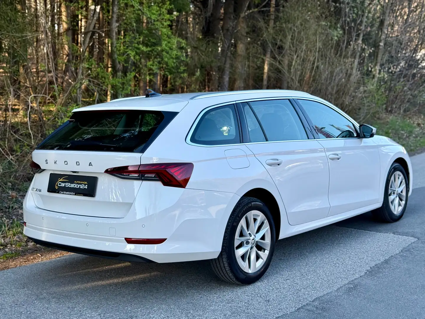 Skoda Octavia Style*1BES*MWST*VIRTUCOCKP*ACC*STANDHZ*HCAM*KESSY* Weiß - 2