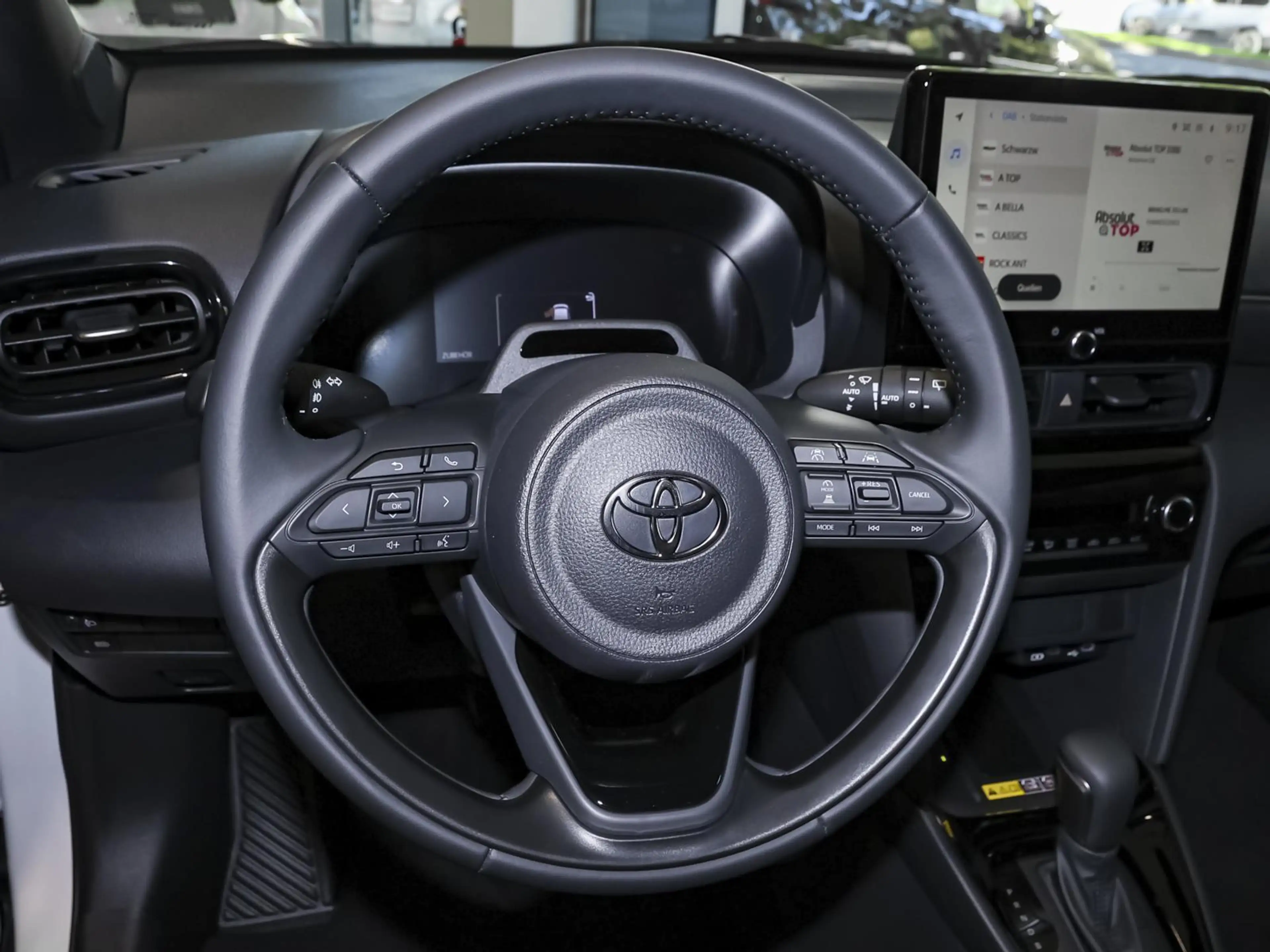 Toyota Yaris Cross 1.5 Hybrid Teamplayer PDC KLIMA BT — photo 9