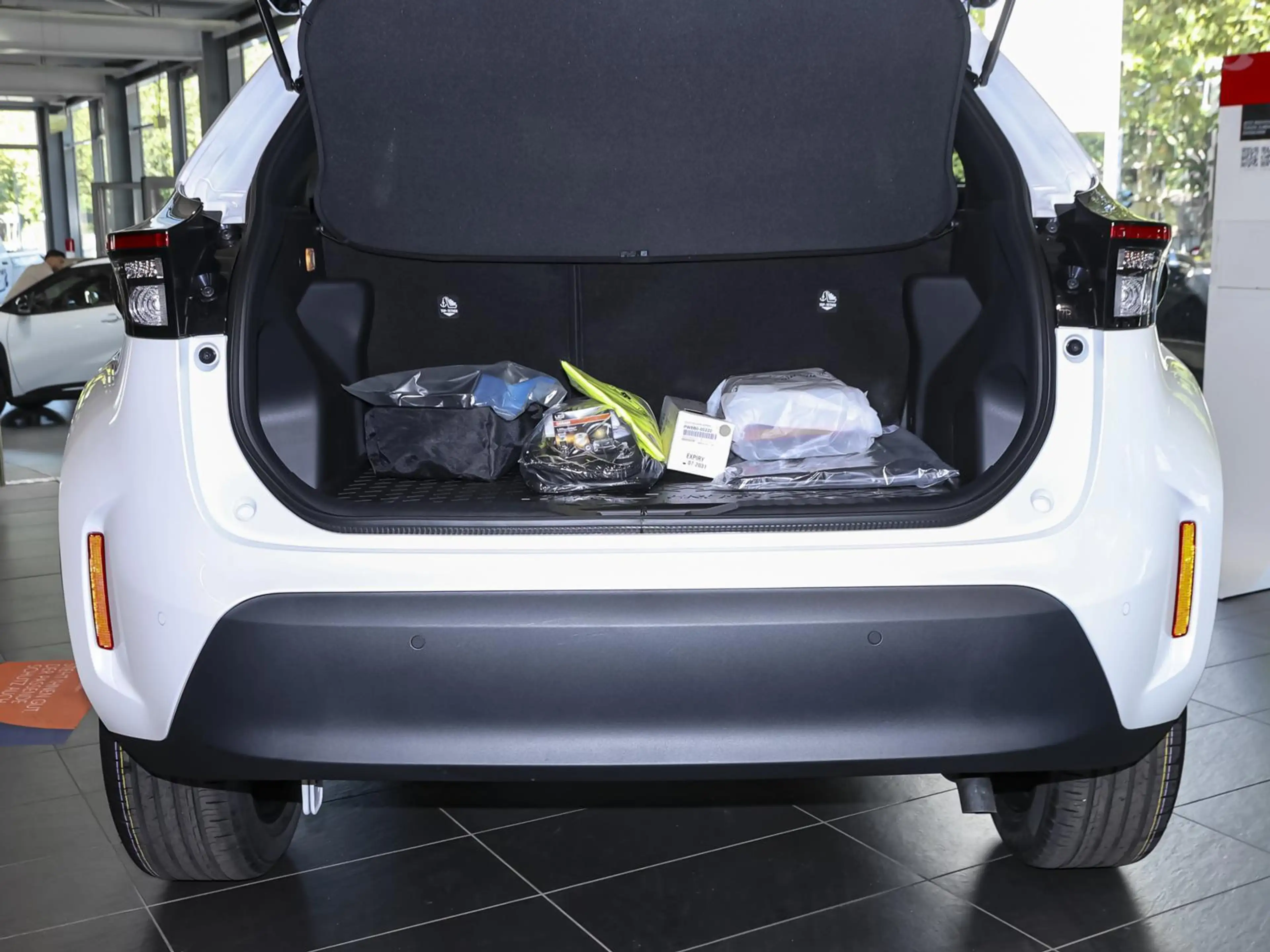 Toyota Yaris Cross 1.5 Hybrid Teamplayer PDC KLIMA BT — photo 8
