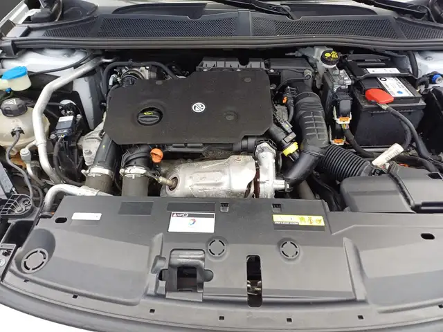 Peugeot 308 view 5