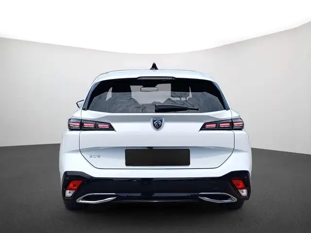 Peugeot 308 view 3