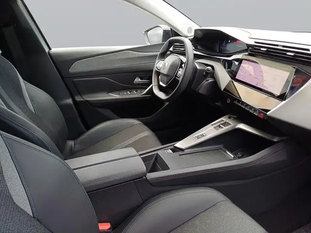 Peugeot 308 view 11
