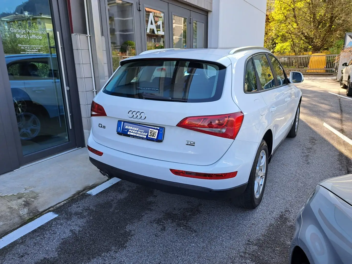 Audi Q5 Q5 2.0 TDI 170 CV quattro S tronic Bianco - 2