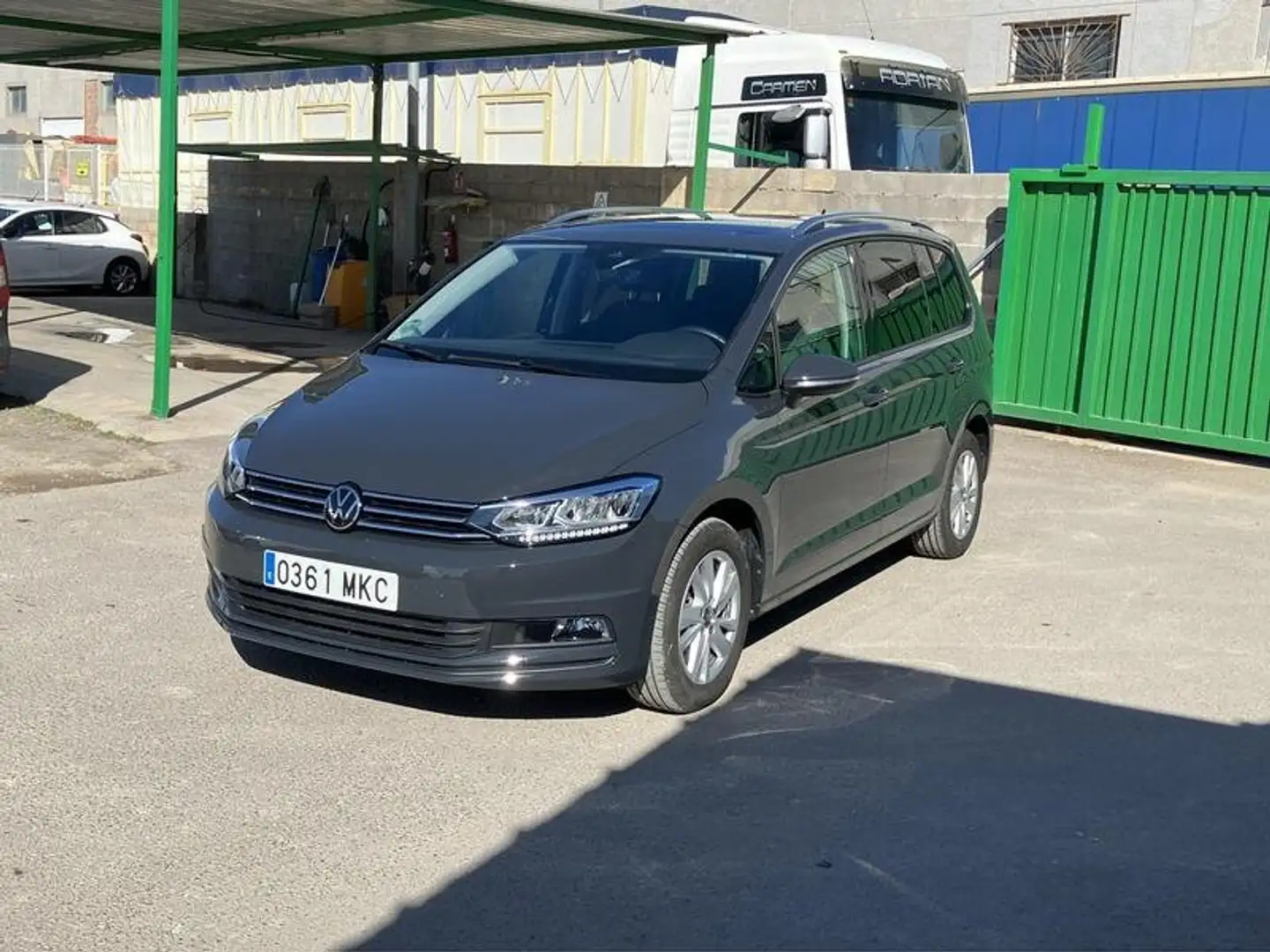 Volkswagen Touran 88 kW / 120 CV - 1