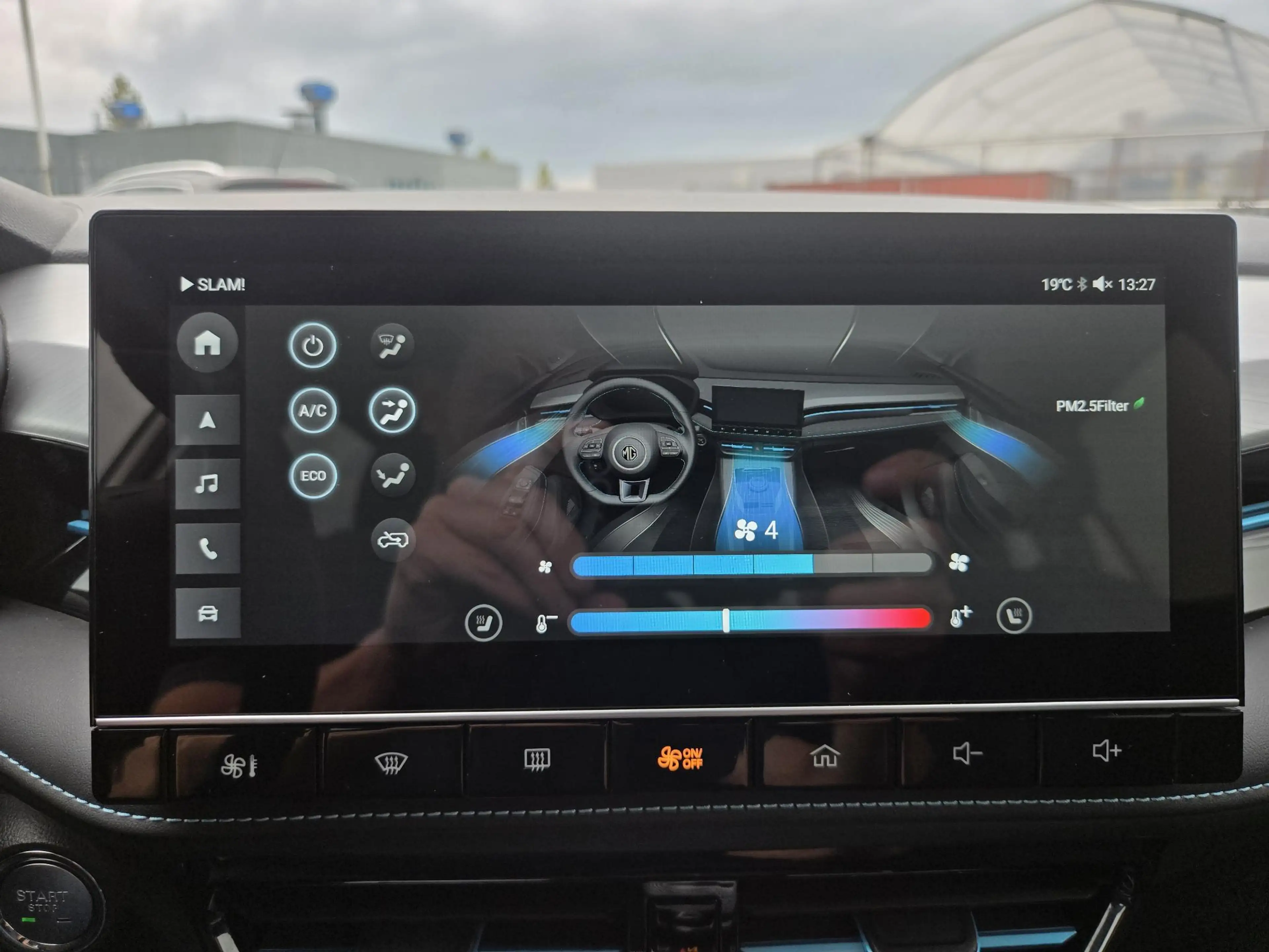MG MG5 Electric Long Range Comfort 61 kWh NL-AUTO | NAVI — photo 22
