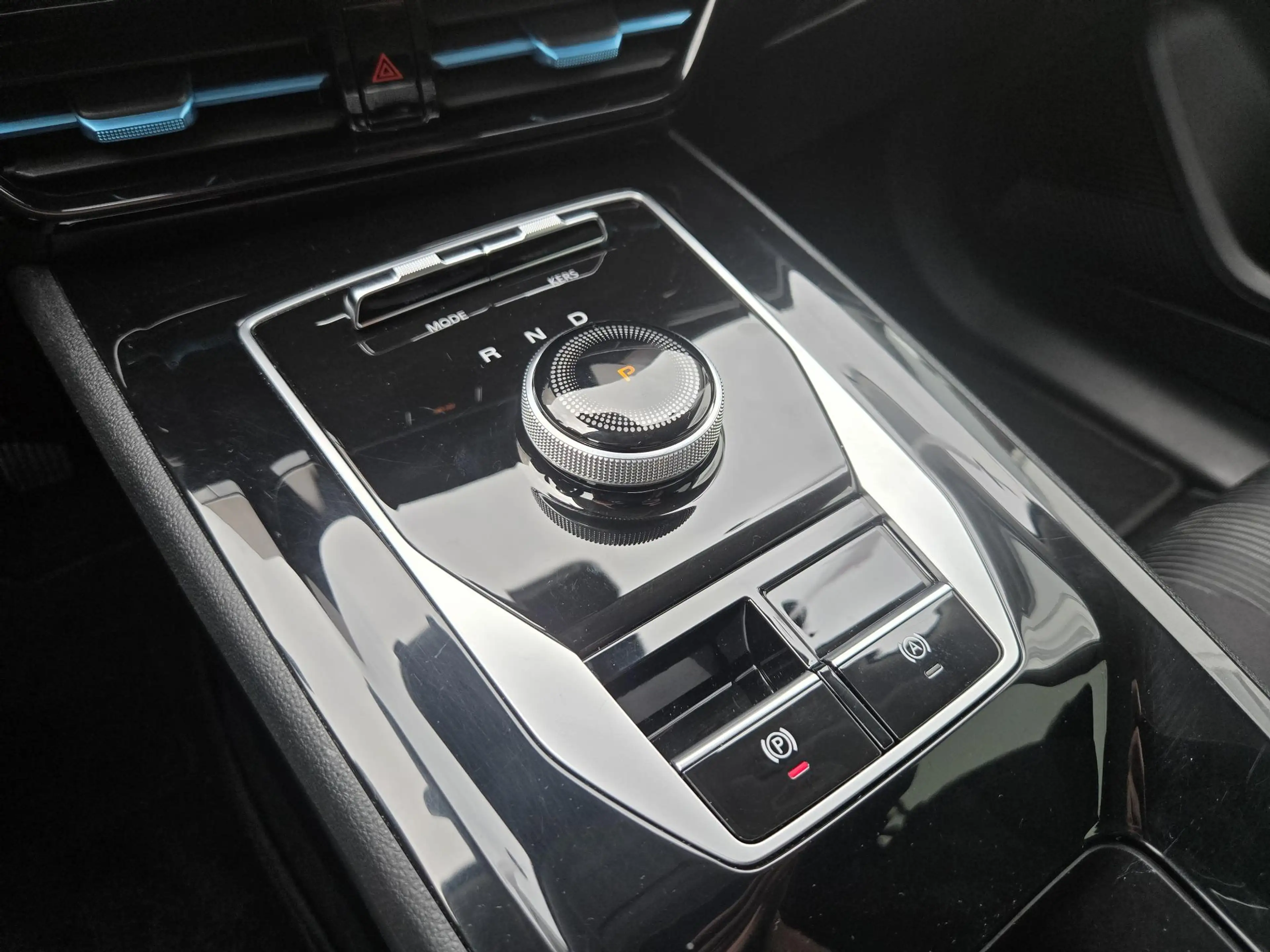 MG MG5 Electric Long Range Comfort 61 kWh NL-AUTO | NAVI — photo 27