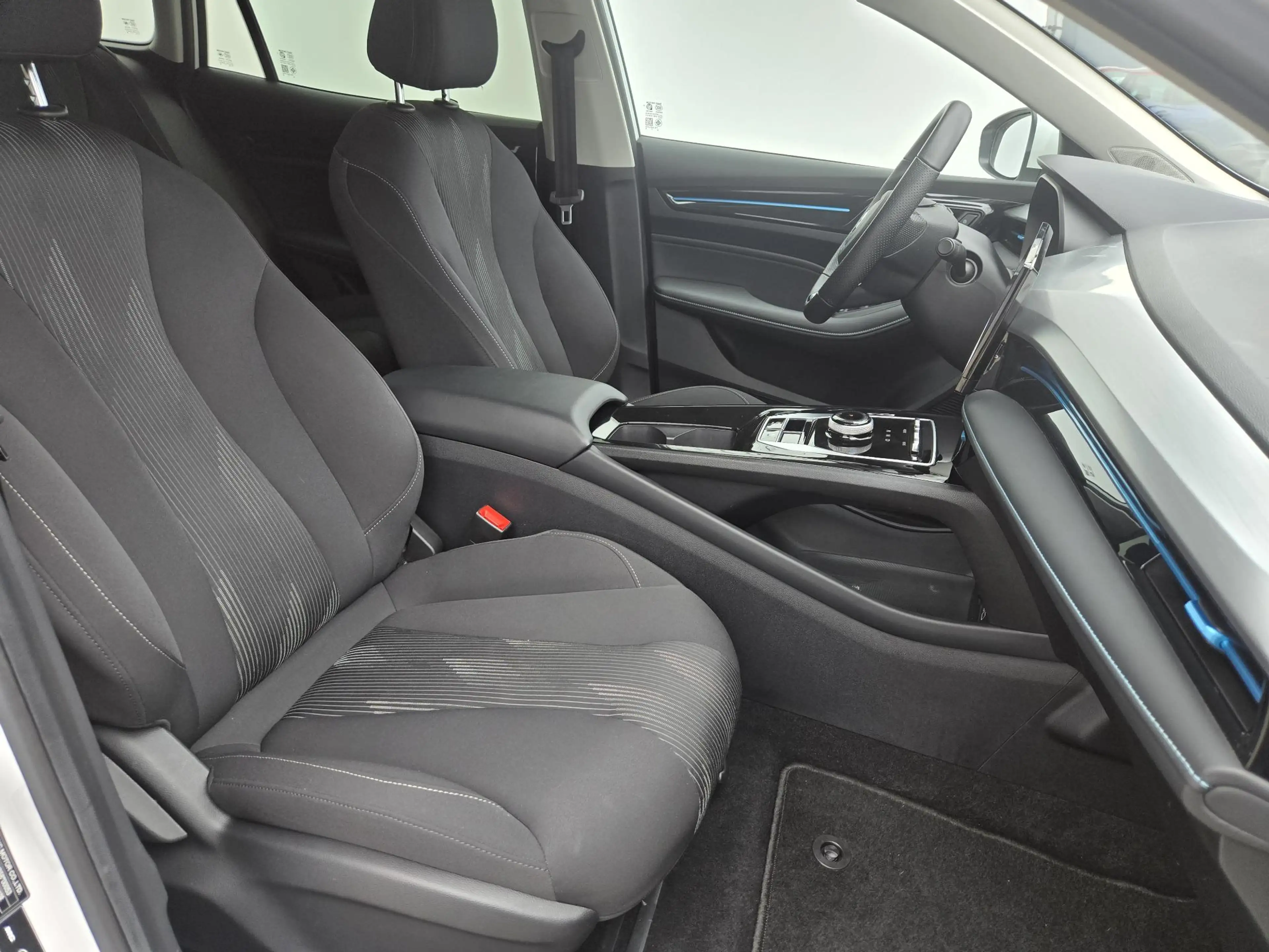 MG MG5 Electric Long Range Comfort 61 kWh NL-AUTO | NAVI — photo 3
