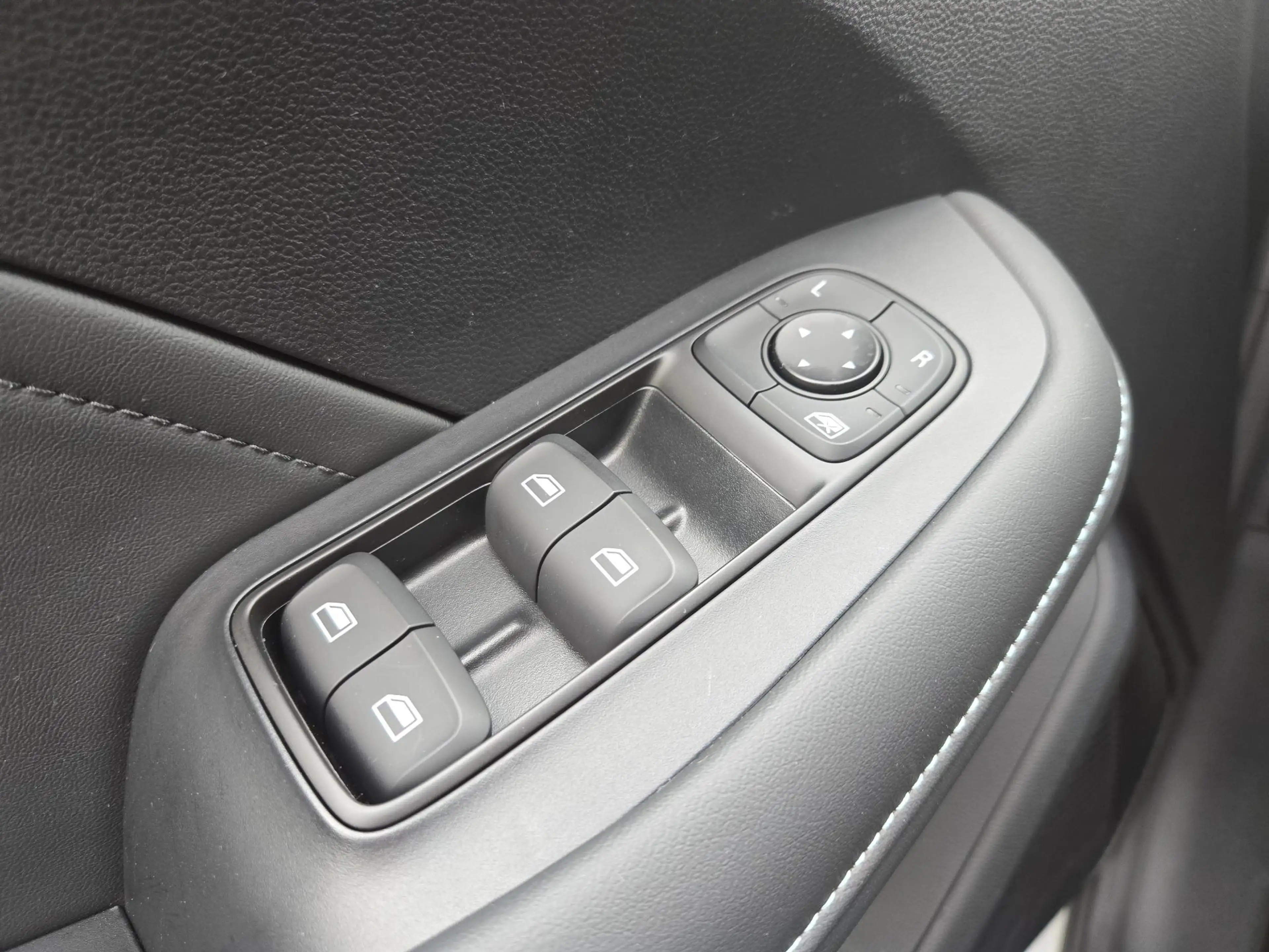 MG MG5 Electric Long Range Comfort 61 kWh NL-AUTO | NAVI — photo 33