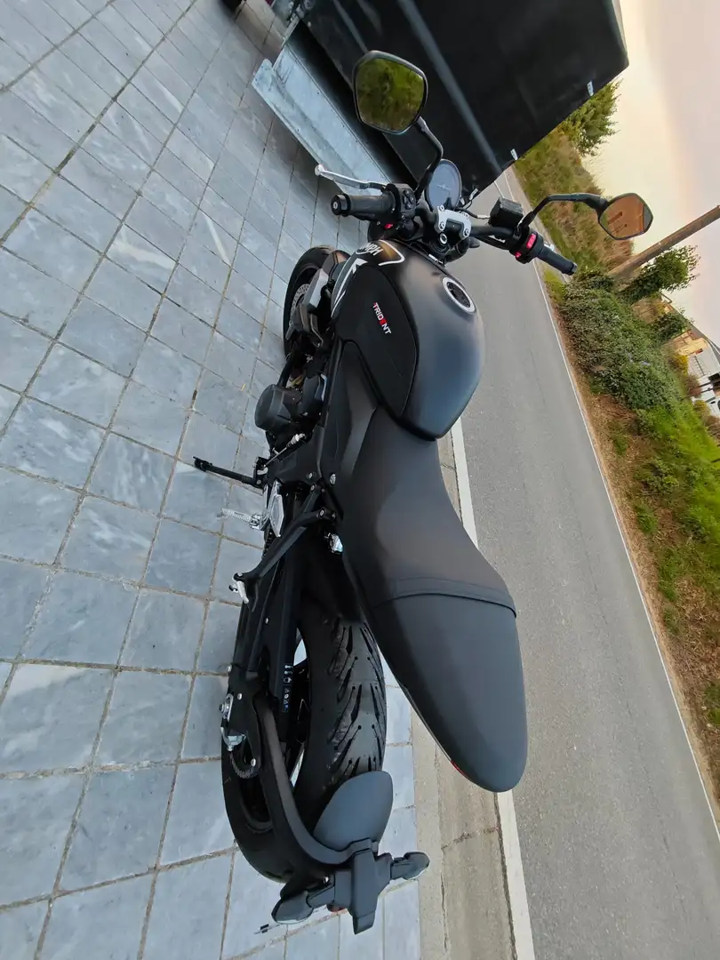 Triumph Trident 660 Noir - 2