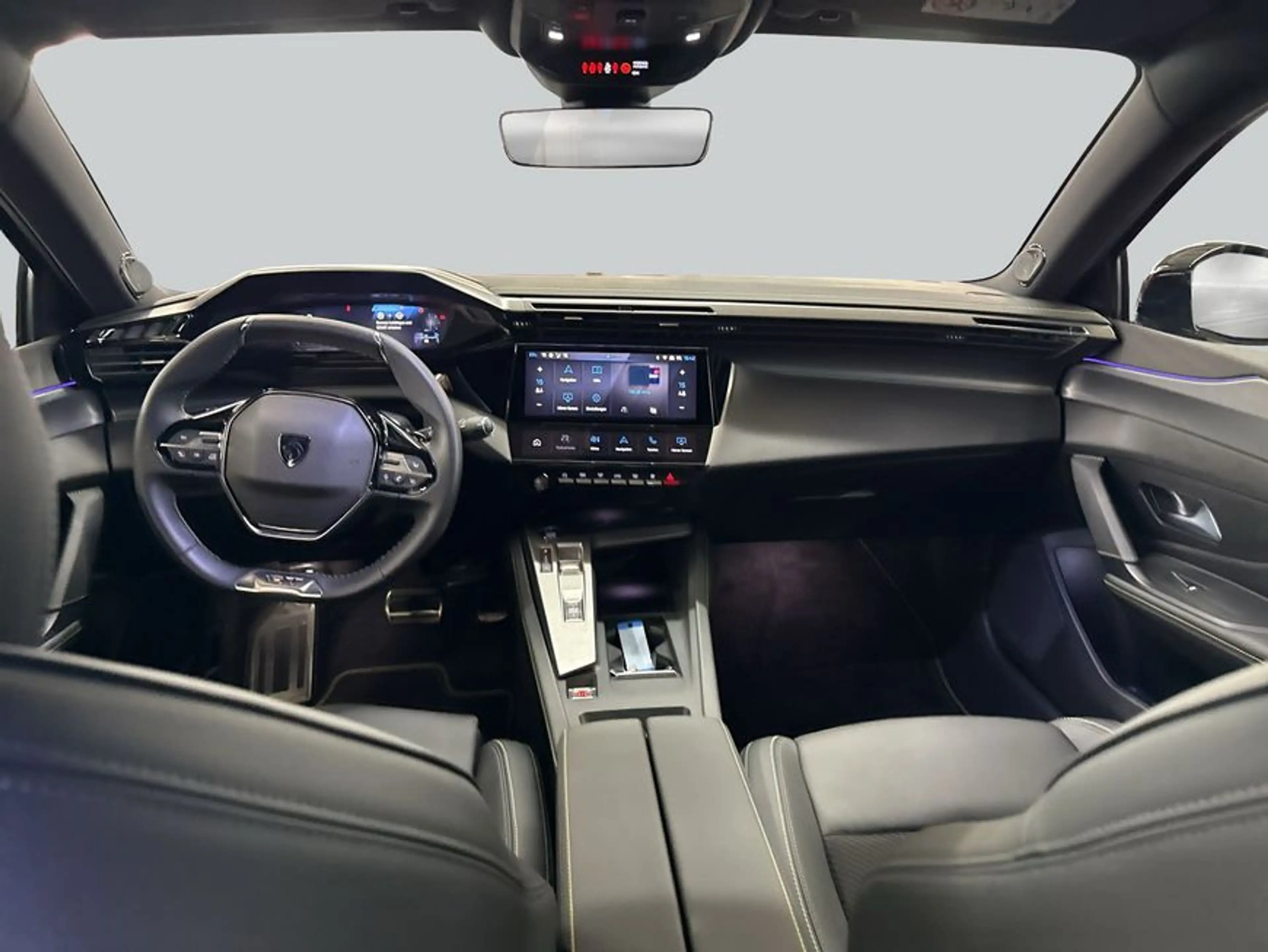 Peugeot 408 PureTech 130 EAT8 GT — photo 13