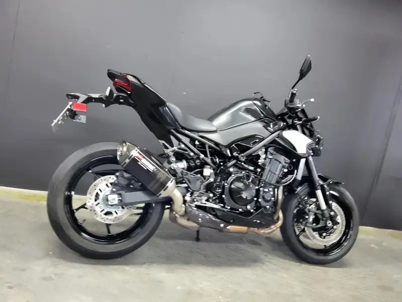 Kawasaki Z 900 - foto 3