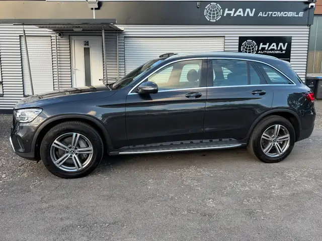 Mercedes-Benz GLC 300 d 4Matic *Exclusive+Head up+Pano+AHK*