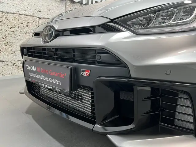 Toyota Yaris GR High Performance + Technik Paket Ansicht 5