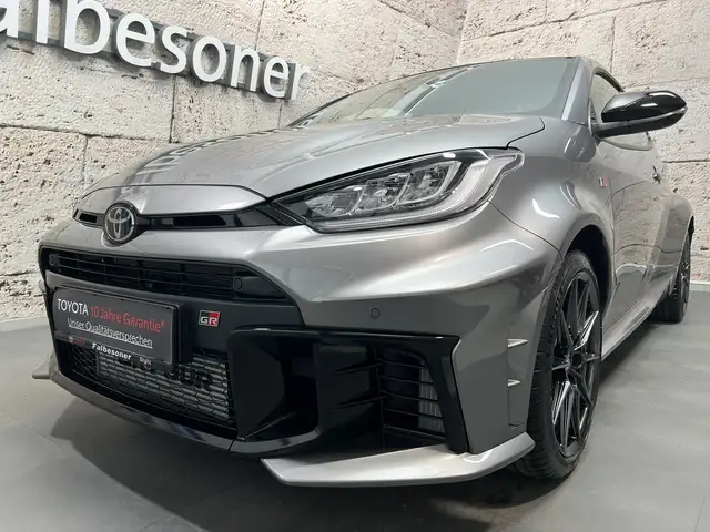 Toyota Yaris GR High Performance + Technik Paket Ansicht 4