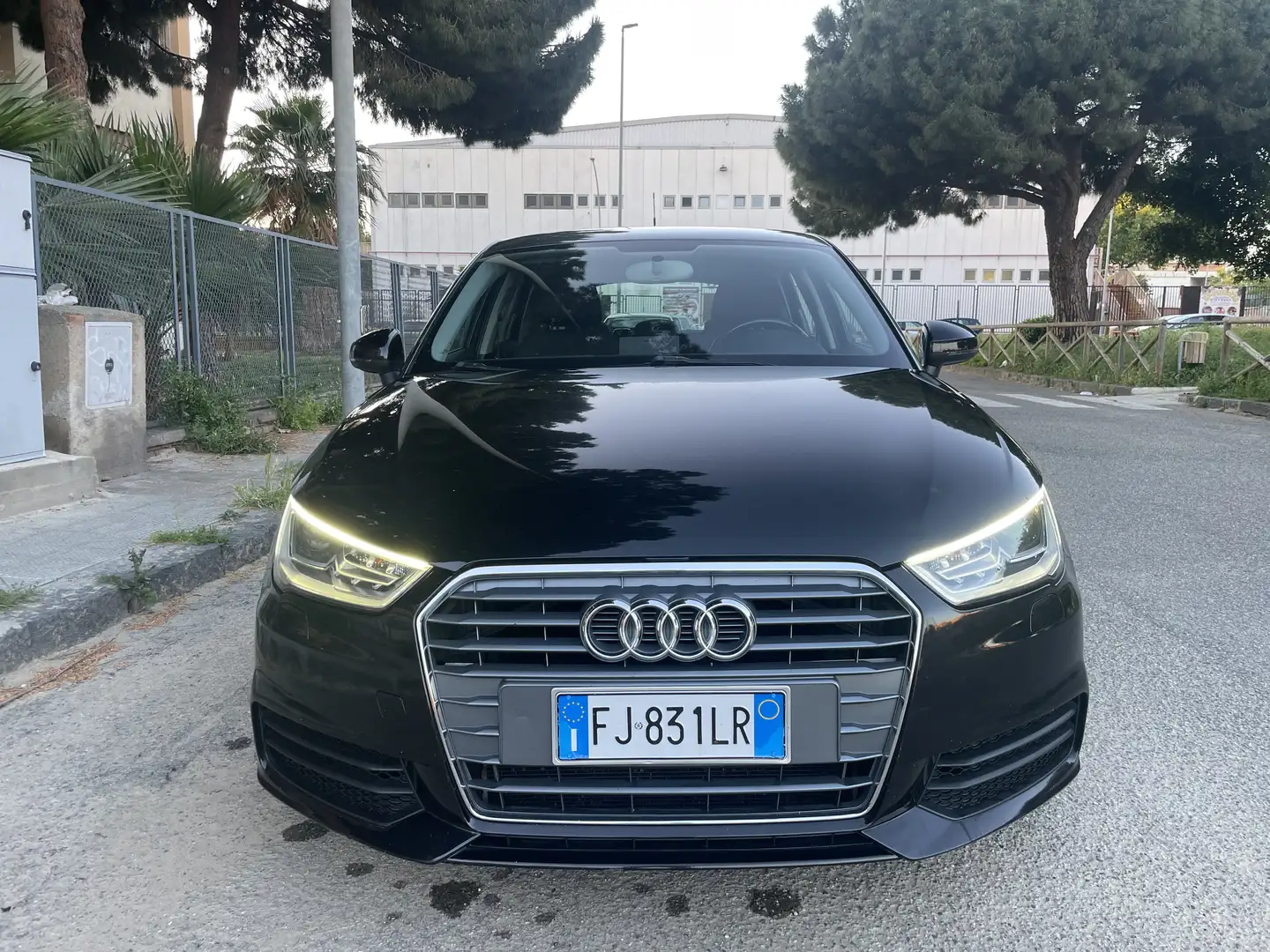 Audi A1 Sportback 1.6 tdi Admired s-tronic - 2