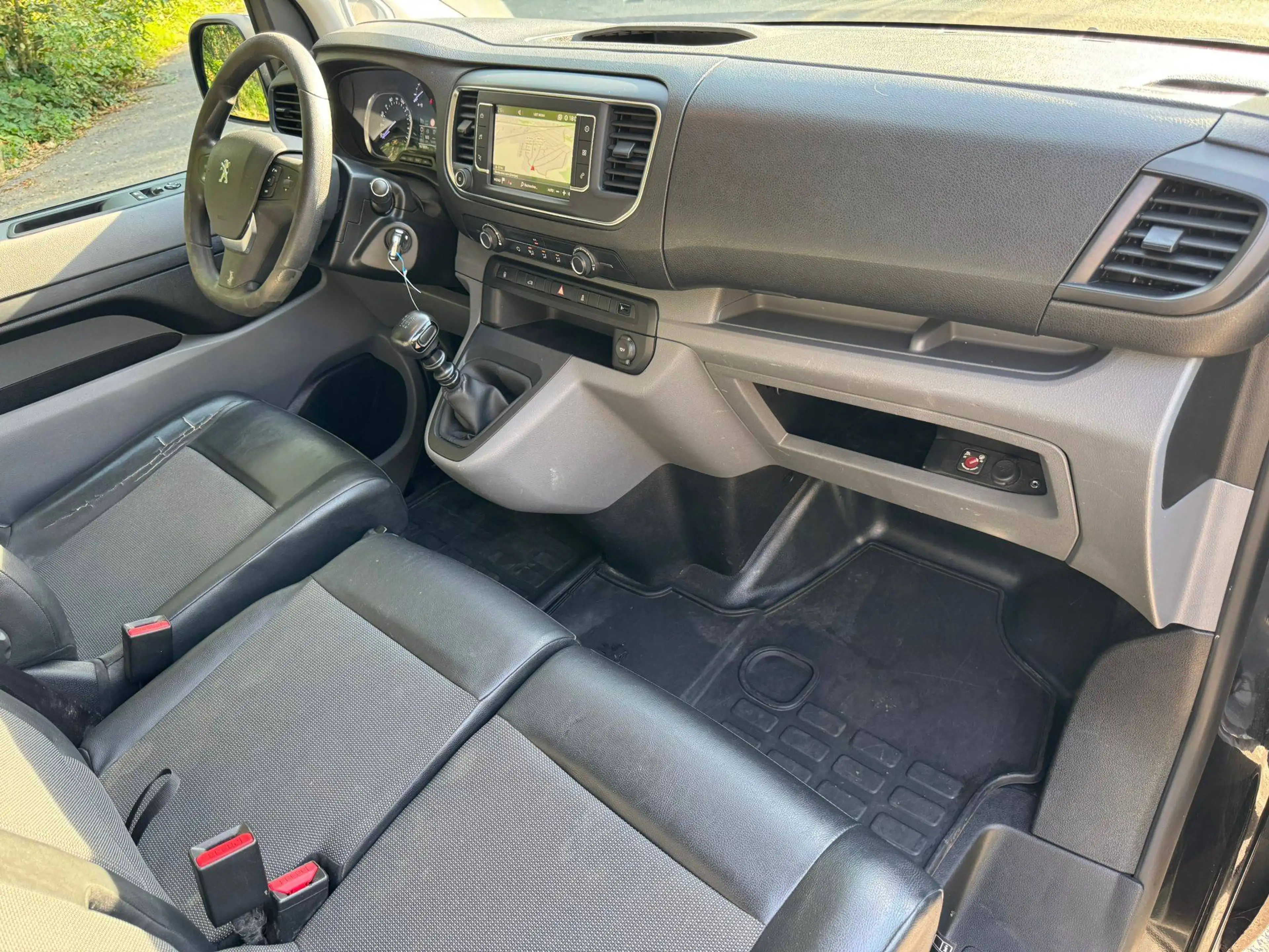 Peugeot Expert Peugeot Expert 2.0 Diesel 122ch | GPS | Caméra | PDC | 3 places — photo 14