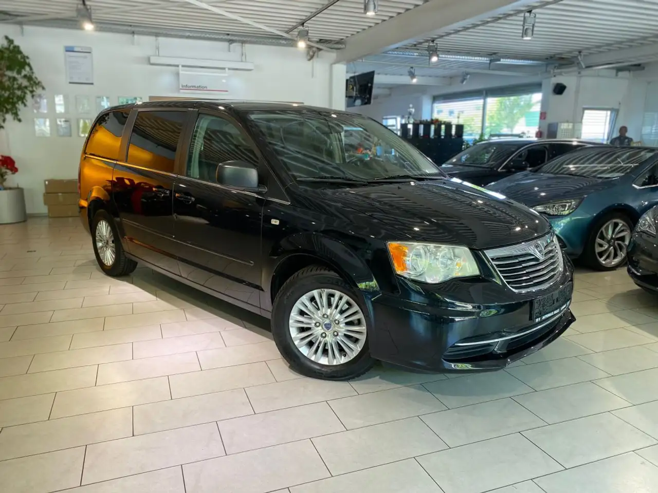 Lancia Voyager