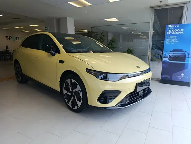 Leapmotor B05