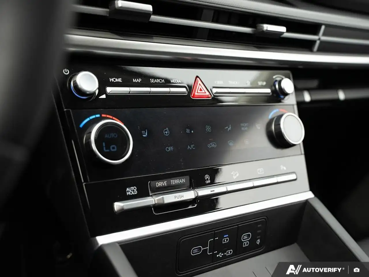 Hyundai SANTA FE снимка Hyundai SANTA FE