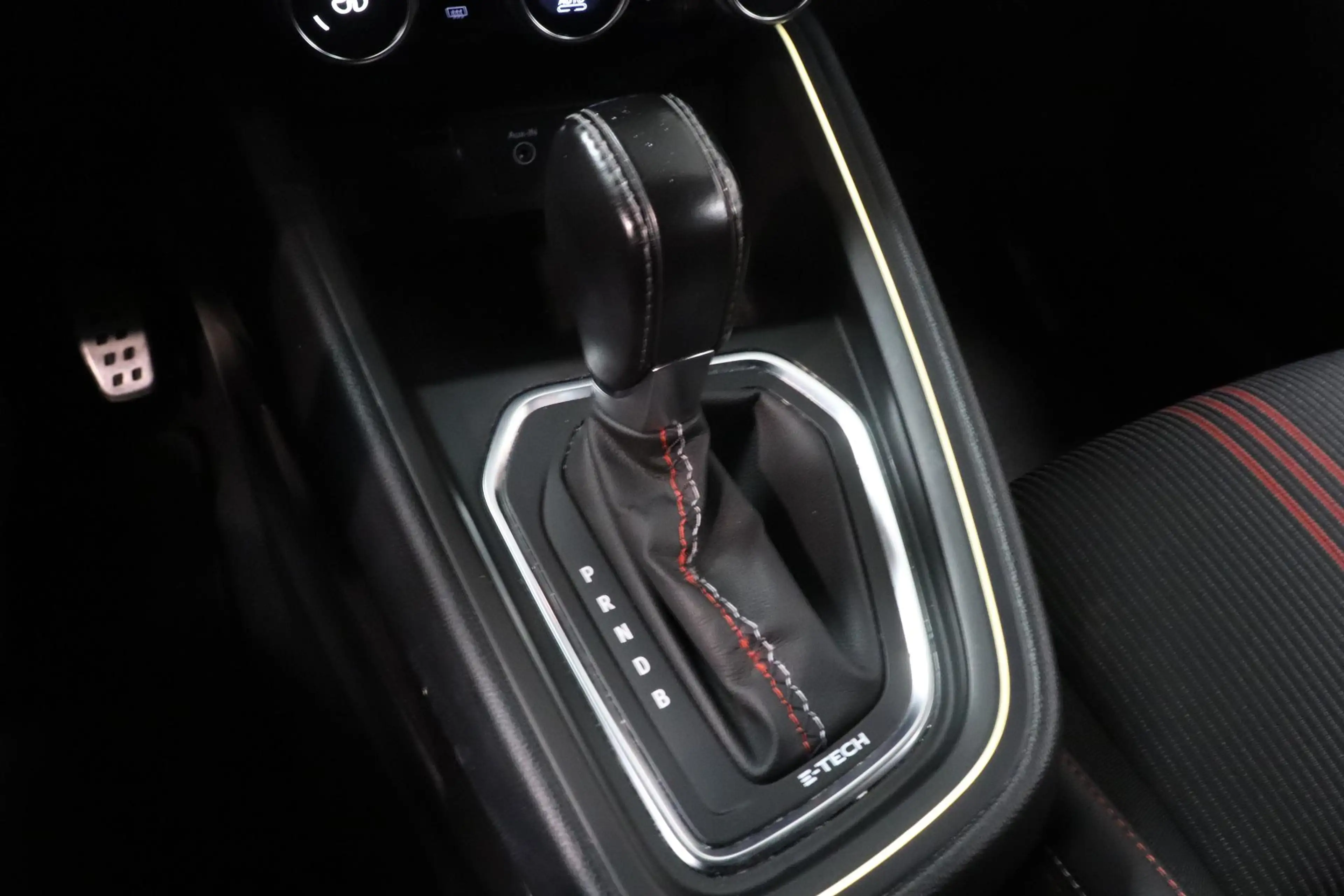 Renault Clio 1.6 E-Tech Hybrid 140 R.S. Line | 360° Camera | Sp — photo 24