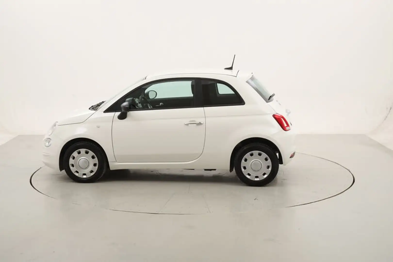 Fiat 500 Hybrid Cult 1.0 Mild Hybrid 70CV Bianco - 2