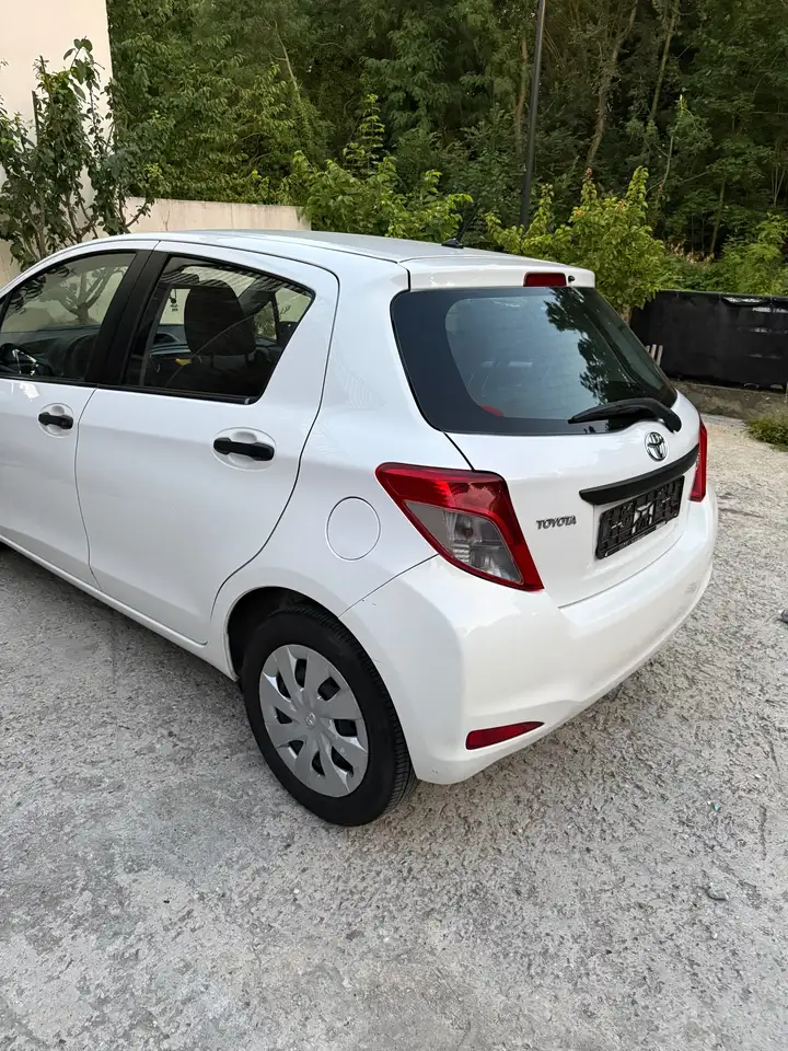 Toyota Yaris Yaris — photo 5
