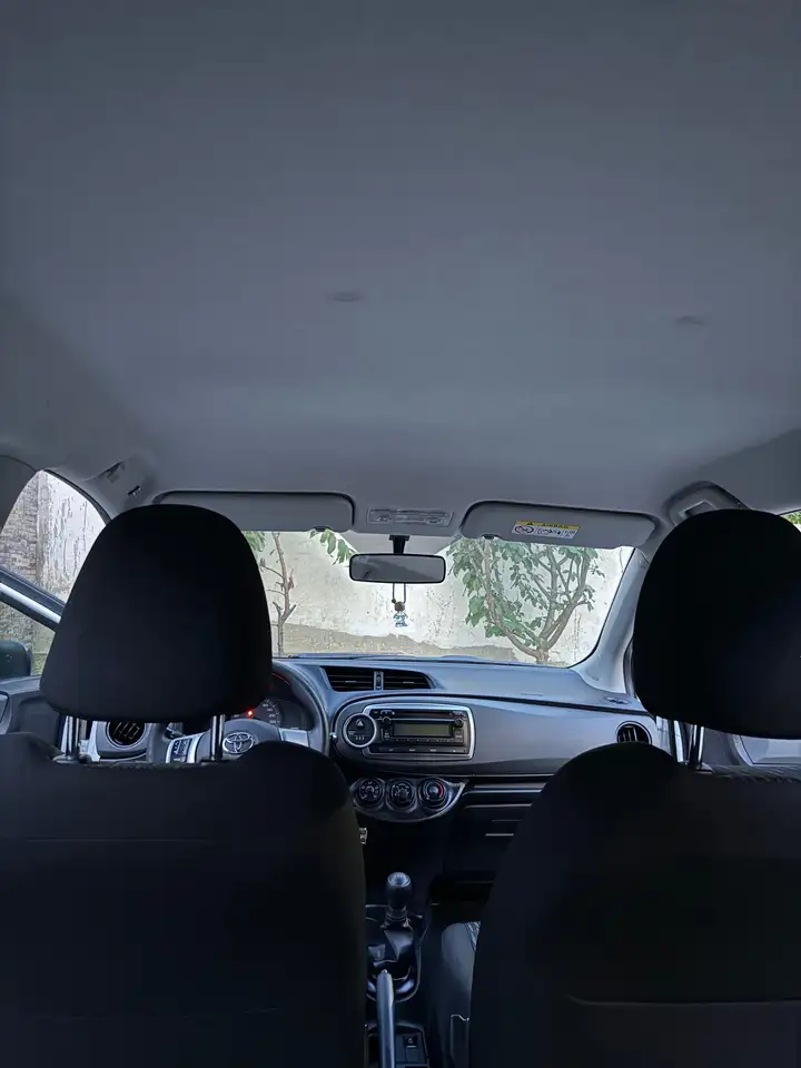 Toyota Yaris Yaris — photo 11