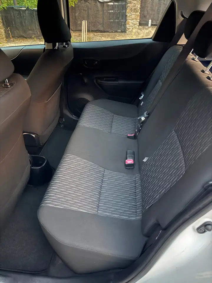 Toyota Yaris Yaris — photo 9