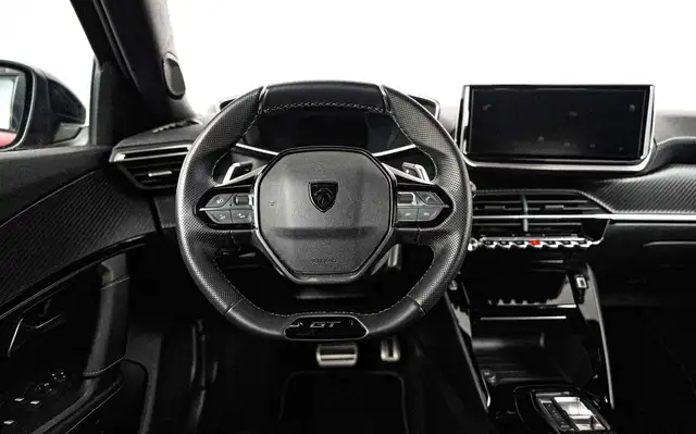Peugeot 2008 view 10