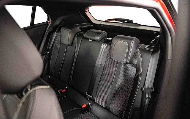 Peugeot 2008 view 7