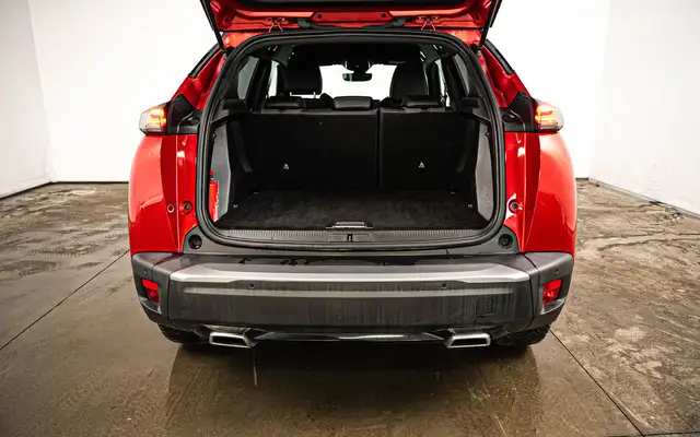 Peugeot 2008 view 6