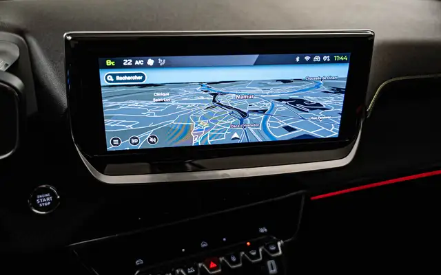 Peugeot 2008 view 14