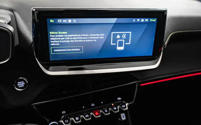 Peugeot 2008 view 13
