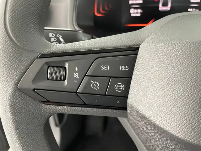 Seat Arona view 14