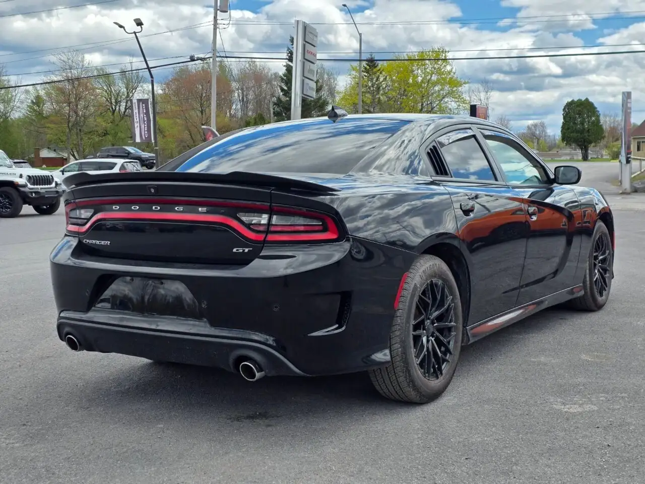Dodge Charger снимка Dodge Charger