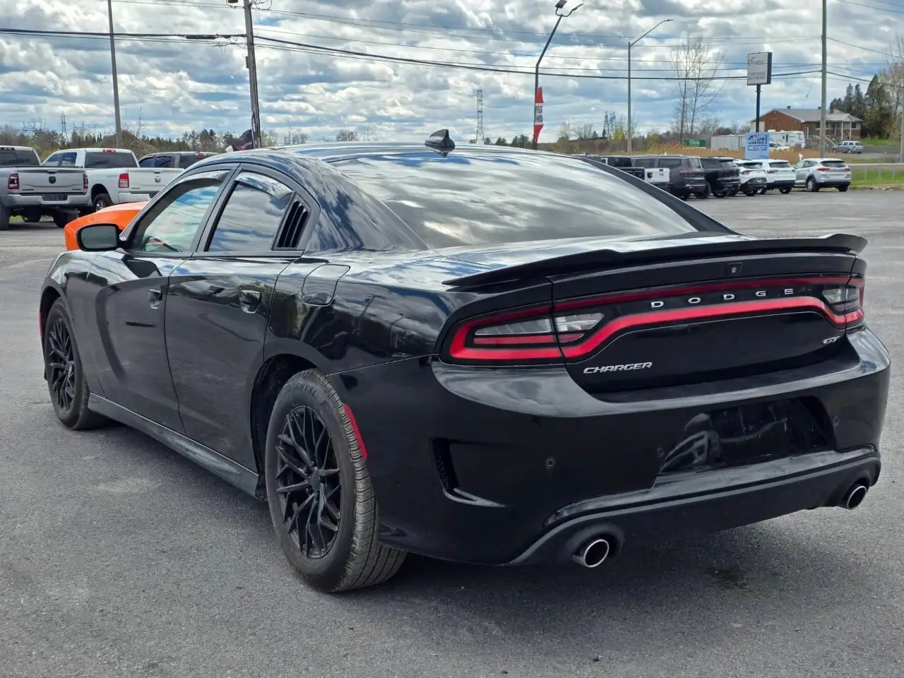 Dodge Charger снимка Dodge Charger