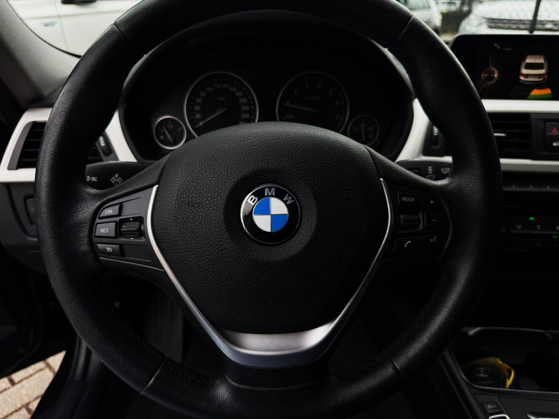 BMW 318 3-serie 318i Essential 136PK|Origineel NL|Face Lif — photo 14