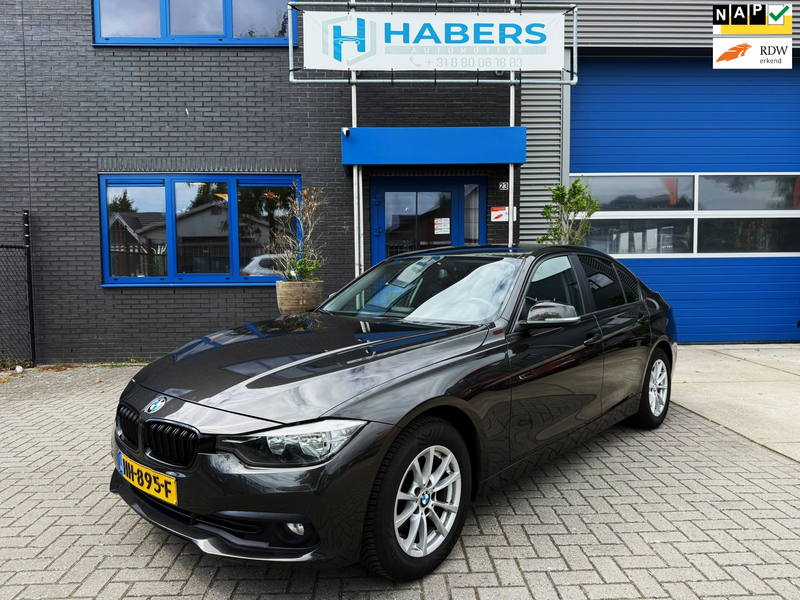 BMW 318 3-serie 318i Essential 136PK|Origineel NL|Face Lif