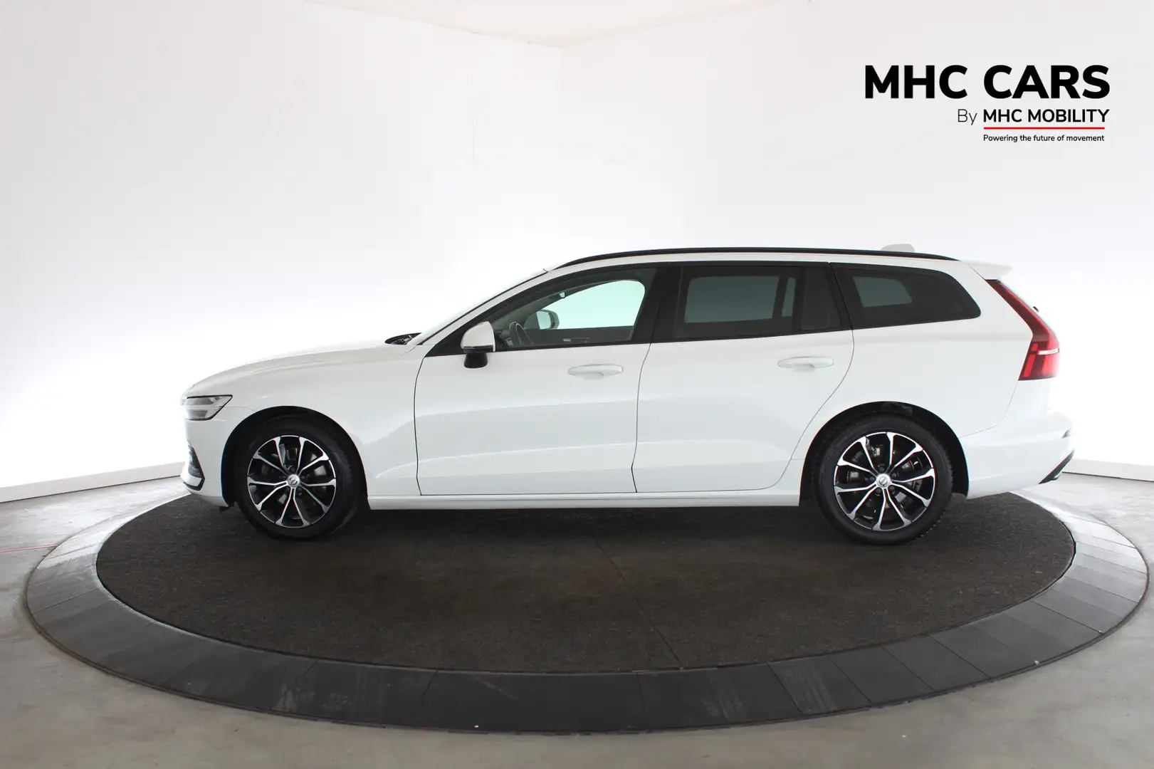 Volvo V60 B3 Automaat Momentum Advantage Wit - 2